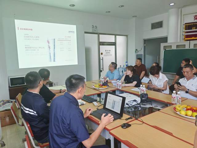 調研先行，技術賦能 香坊區住建局扎實推進老舊電梯更新改造惠民工程