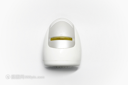 白底電子滅蚊器 簡單美學與科技防蚊的完美融合